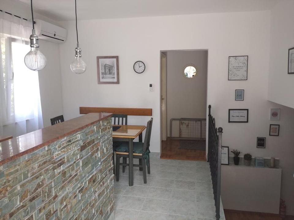 Apartmán Veky Jezera Exteriér fotografie